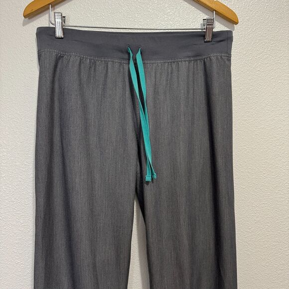 Figs Women's Graphite Gray Livingston Basic Scrub Pants Size Medium Tall - Picture 4 of 16